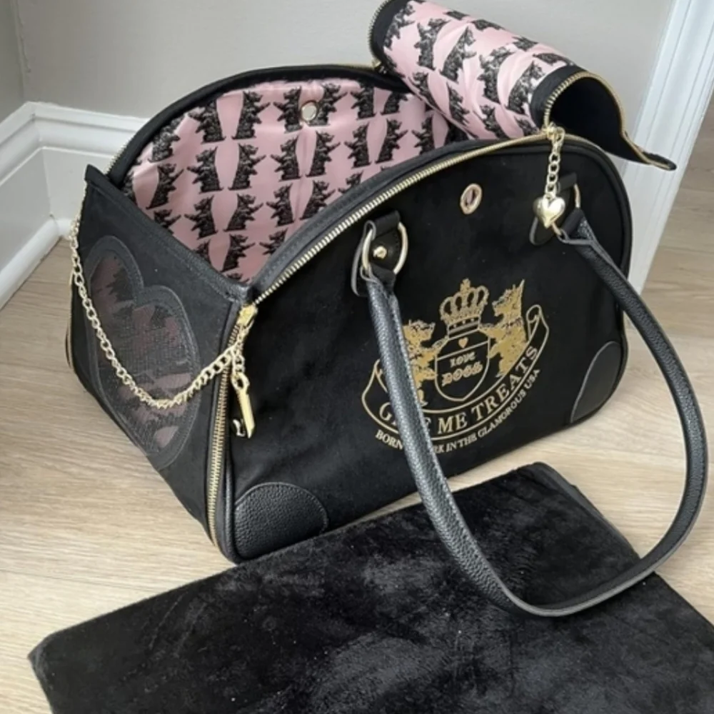 NWT Juicy Couture Pet Carrier Black & Pink Travel Bag for Small Dog & Cat.